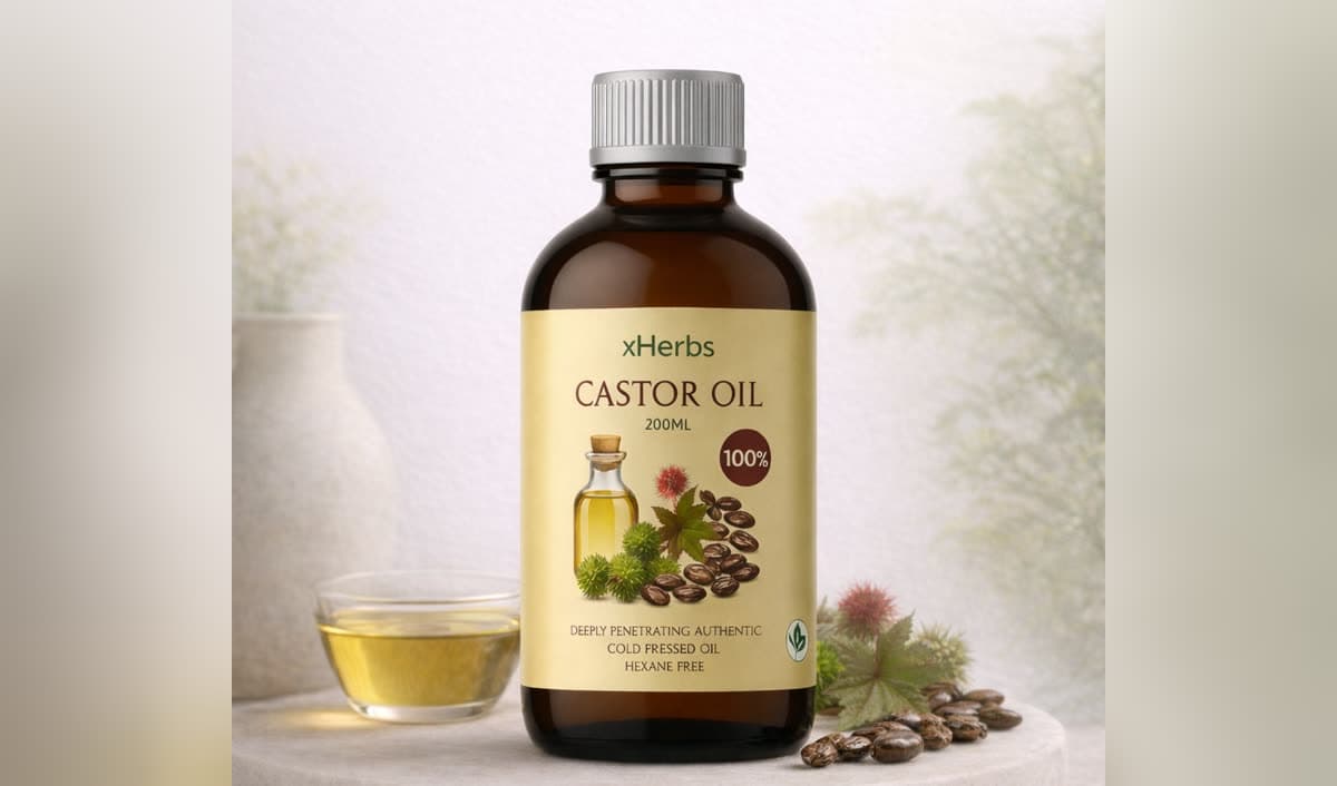 Castor Oil for Knee Pain: How to Use It, Heat vs Cold, and What Actually Helps
